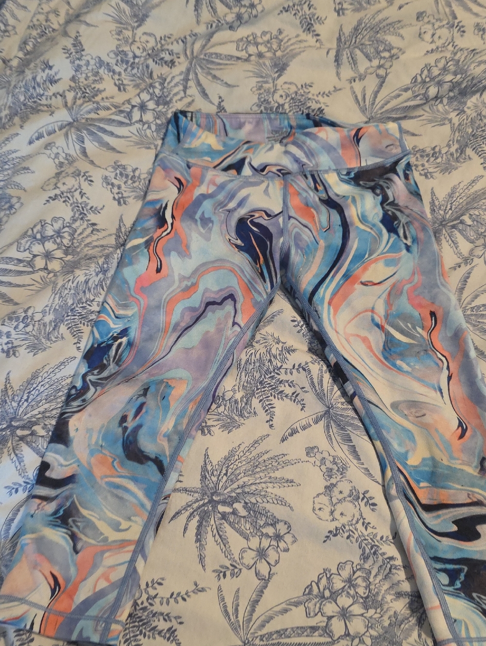 Athleta Girl Size Small Leggings Vibrant Print